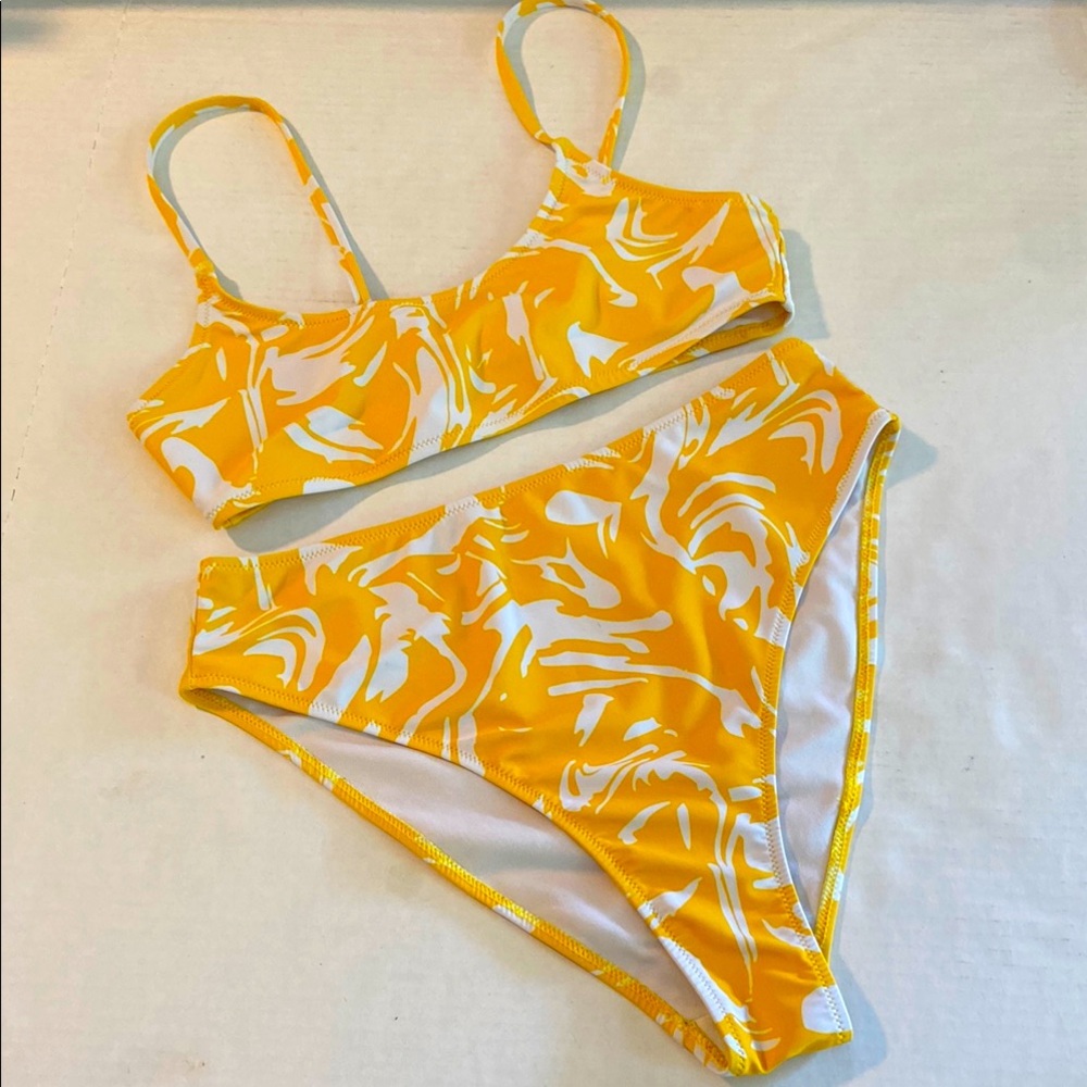 Missguided Yellow White Swirl Scoop Neck Adjustable Straps High Cut Bikini 3482